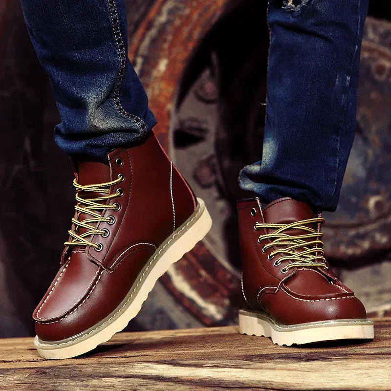 DONACCI Moc-Toe Boots